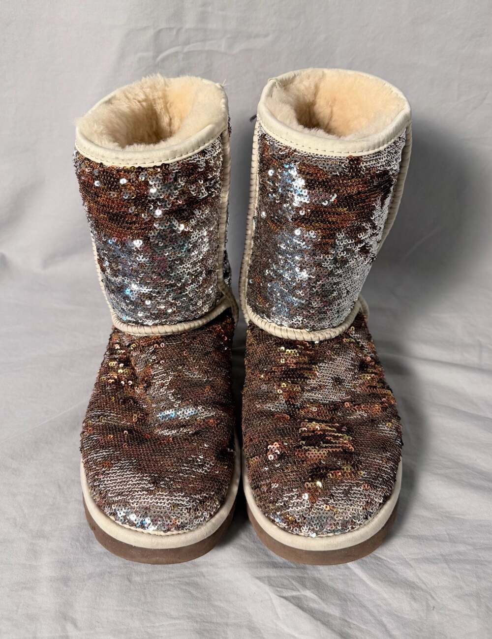 UGG Australia Sequin Classic Short Boots Size 7